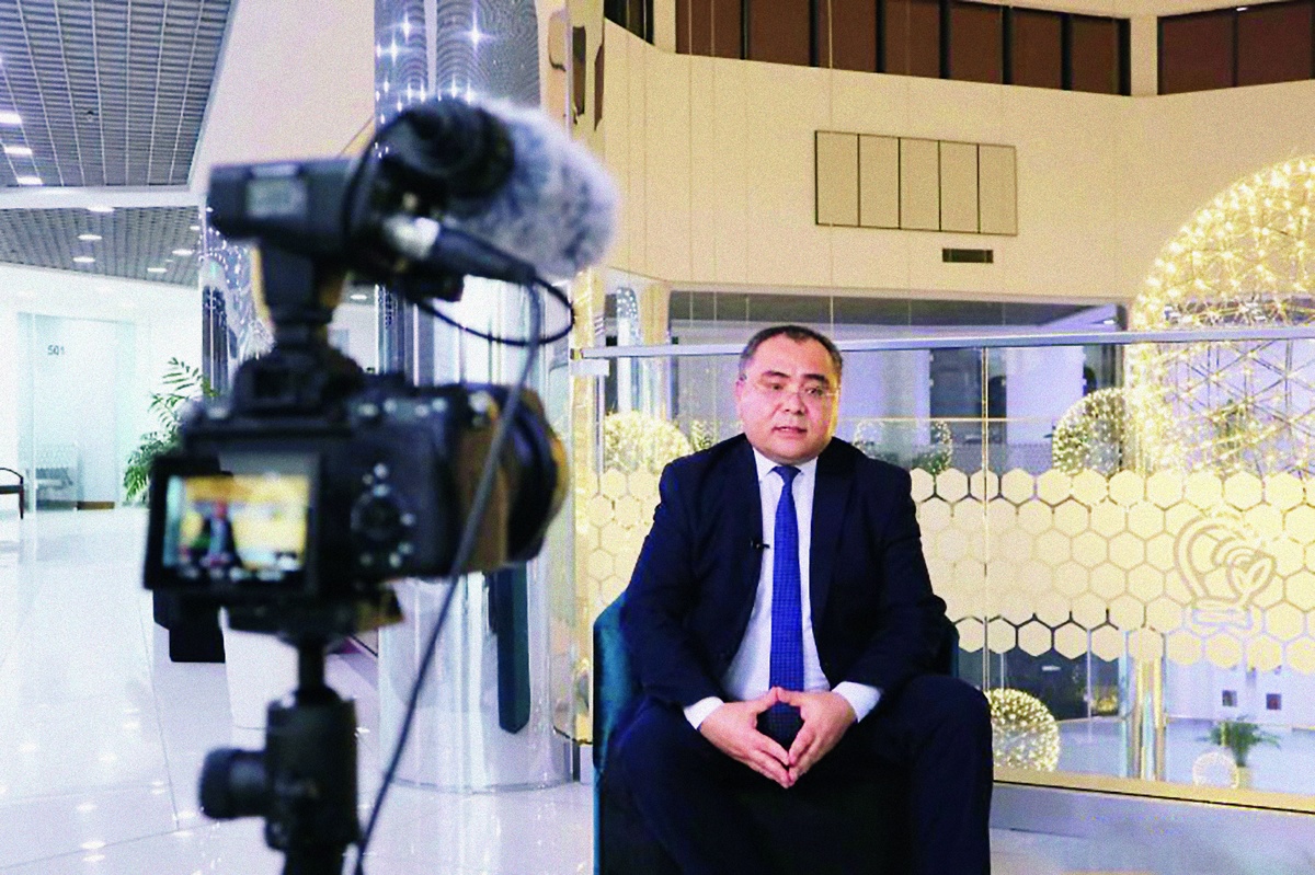 “創(chuàng)新”部長，青睞中國疫苗