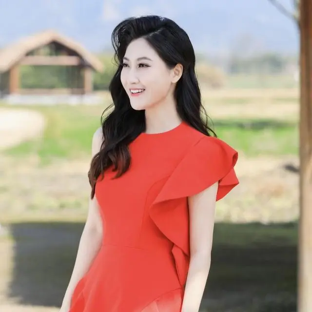 這是我國(guó)第一首專門唱油菜花的歌