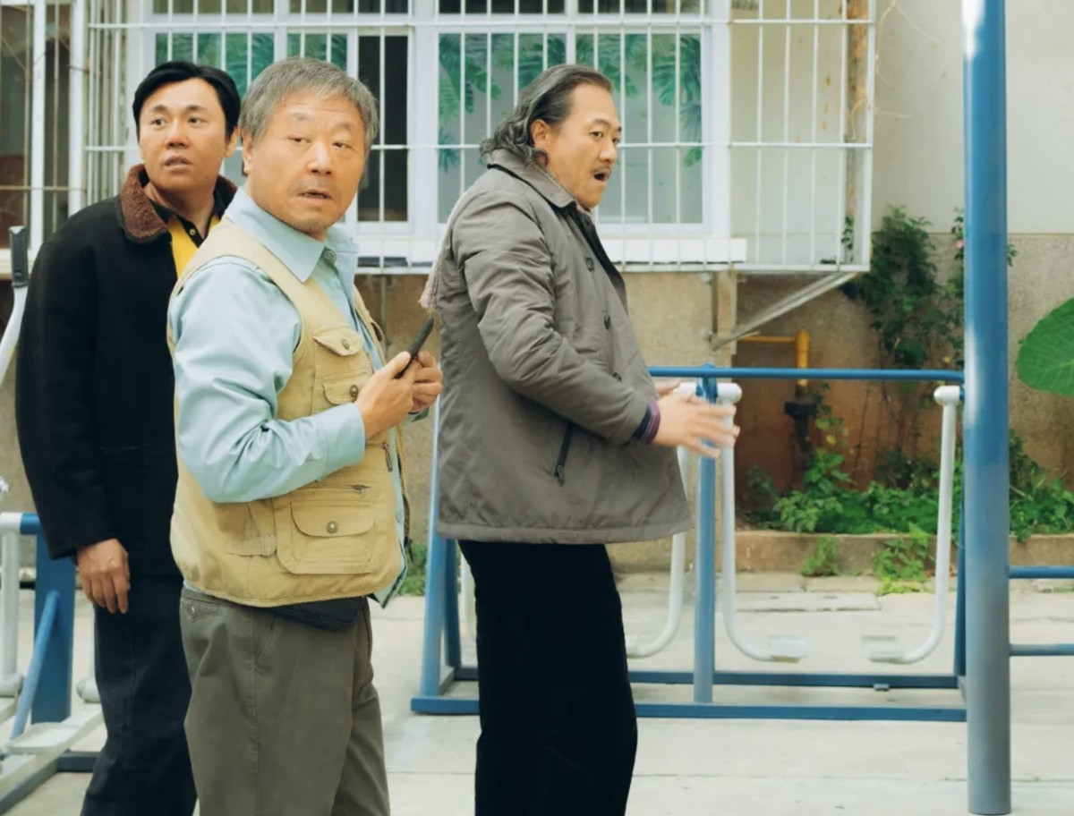 人物｜62歲再拿影帝，范偉的社恐心和社牛演技