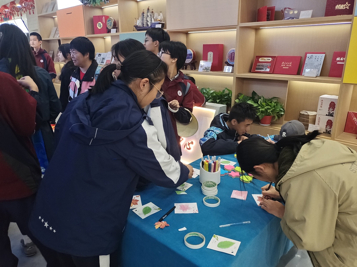 濃濃庫甬情！人民文創(chuàng)西部研究中心迎來寧波研學團
