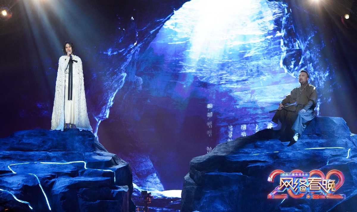 青春來襲！《總臺(tái)2022網(wǎng)絡(luò)春晚》吹響“開新”集結(jié)號(hào)