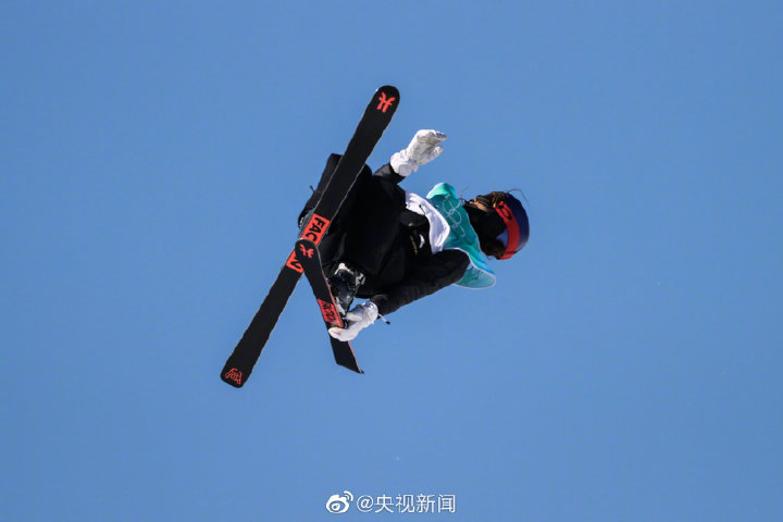 轉(zhuǎn)發(fā)！歷史一刻！谷愛凌創(chuàng)造中國冰雪歷史