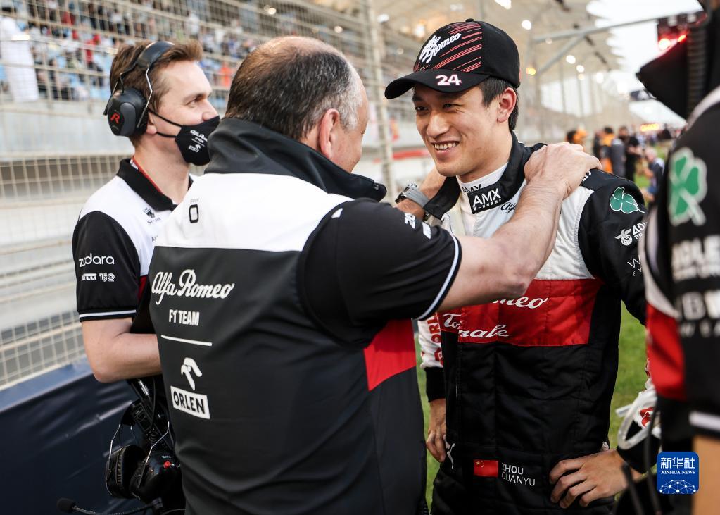 周冠宇：跑進(jìn)F1賽場的中國“95后”新星
