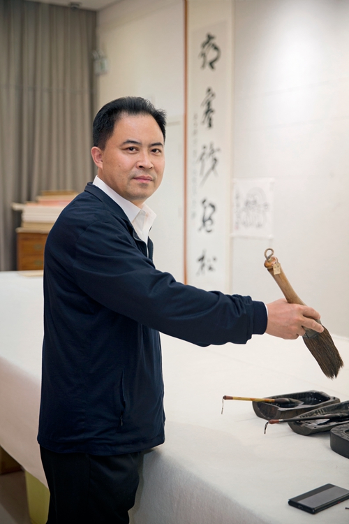 書法家王振，以經(jīng)典喚醒日常