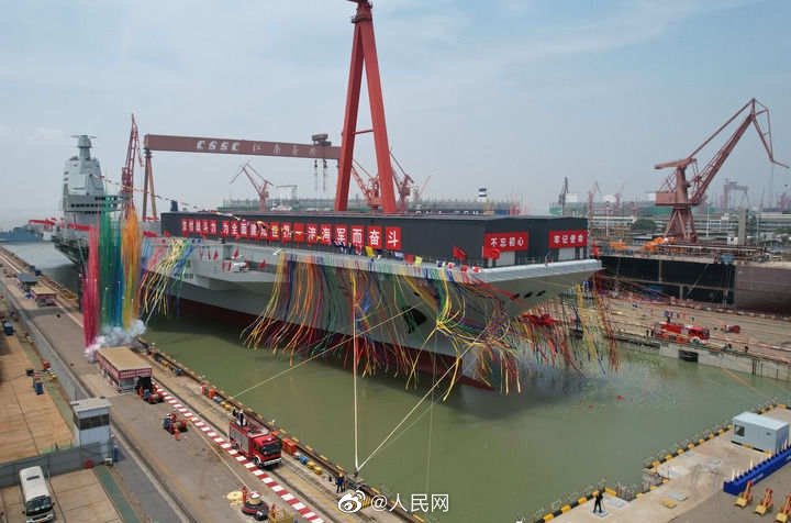 福建艦下水和首顆氫彈爆炸成功是同一天