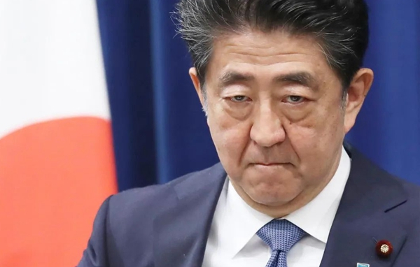 安倍晉三遇襲，退休了仍積極“下場(chǎng)”
