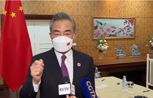 王毅：這個(gè)所謂的“聲明”只是廢紙一張