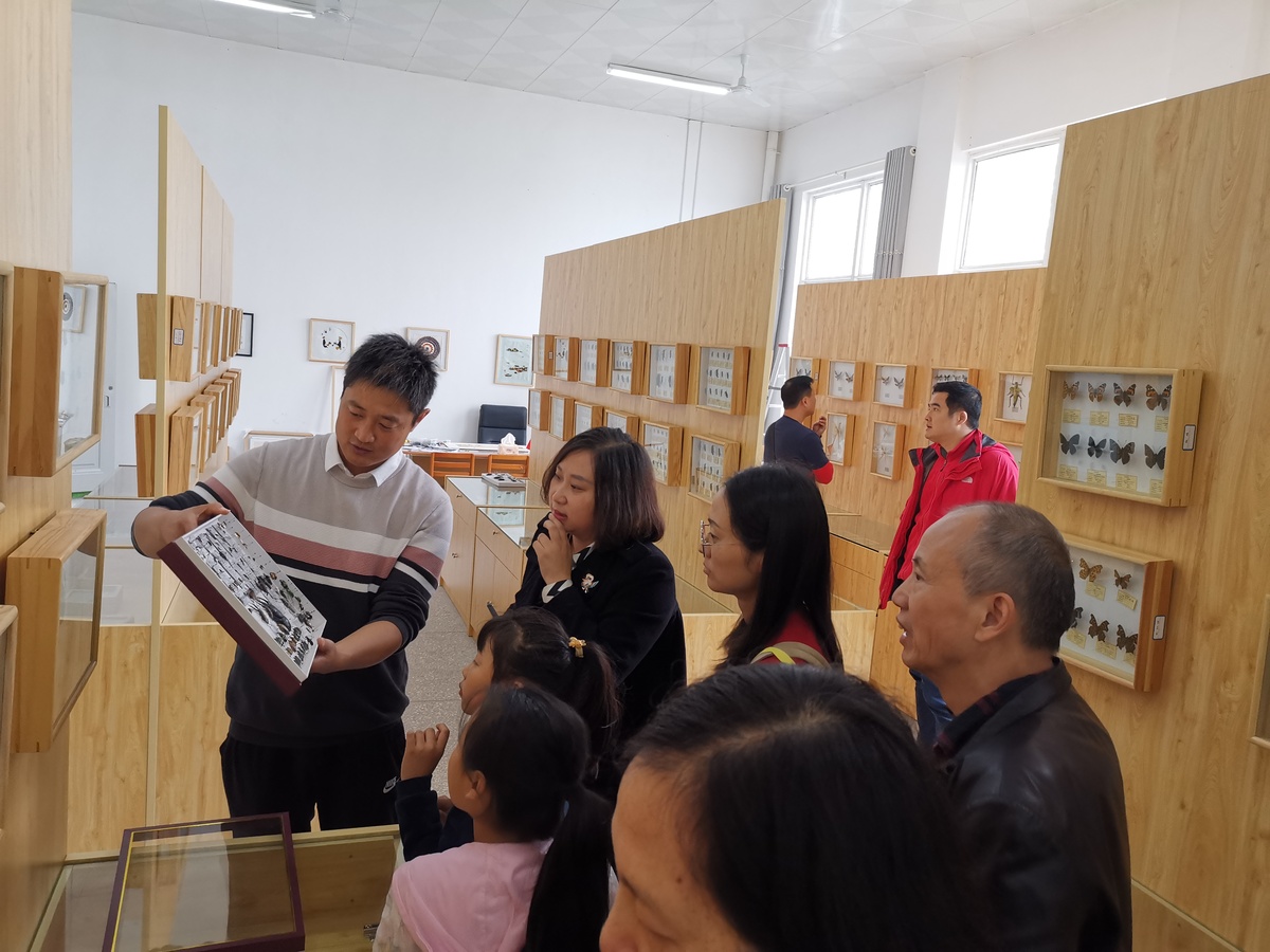 郭為：與蝶共舞的體育老師