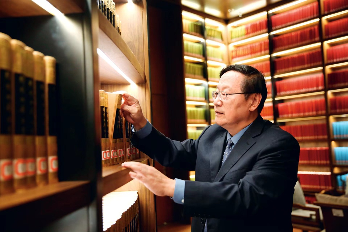 專訪中華文明探源工程首席專家王?。禾綄ぶ腥A文明的“童年”