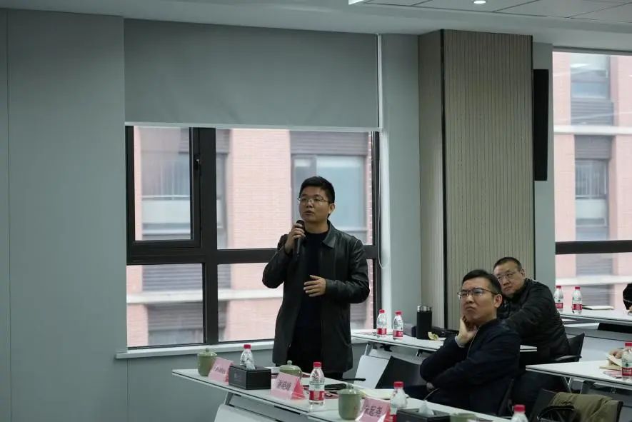 與大咖同行l(wèi) “朱起堯經(jīng)典營(yíng)銷案例分享會(huì)”在上虞舉辦