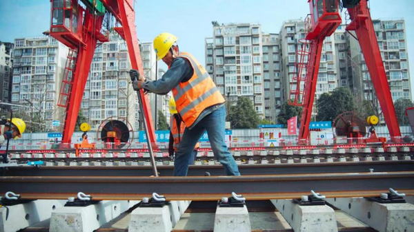 這個“五一”，成都軌道交通27號線一期建設(shè)者堅守一線