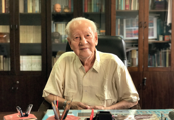 試問(wèn)大海碧波，何謂以身許國(guó)——專訪“中國(guó)核潛艇之父”黃旭華