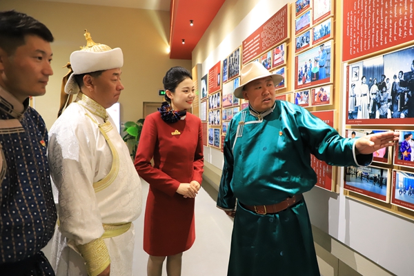 中航集團助力蘇尼特右旗開展主題活動