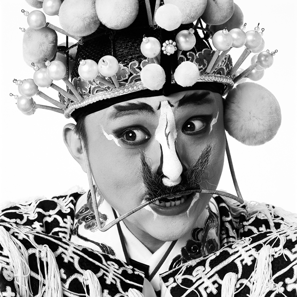 逄小威,拍出中國(guó)農(nóng)民眼中的光