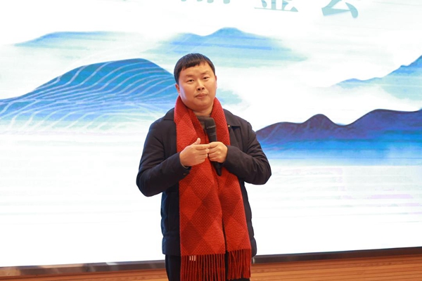 人文科學(xué)大咖進(jìn)校園：天府四中為孩子播下閱讀寫作的種子