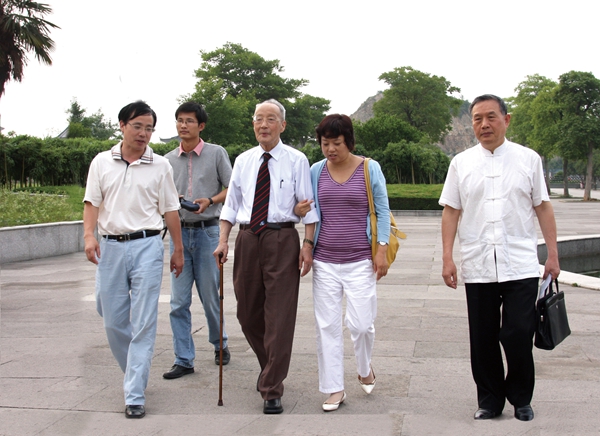 發(fā)揮孝德特有功能,助推鄉(xiāng)村全面振興