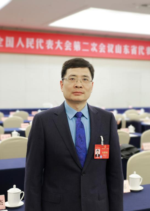 “4+1”，全國人大代表周云杰的“兩會聚焦”
