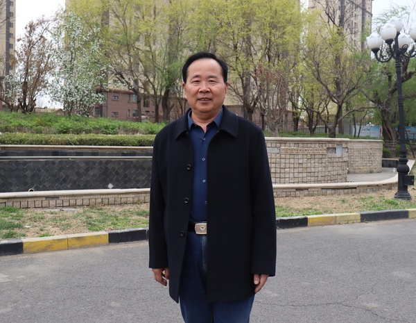姚國友，做中國傳統(tǒng)書畫的傳承者