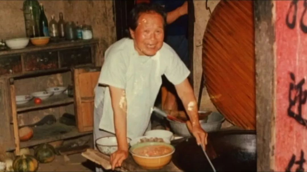 母愛(ài)的力量有多堅(jiān)韌？看莫言、史鐵生等名家筆下“自述”