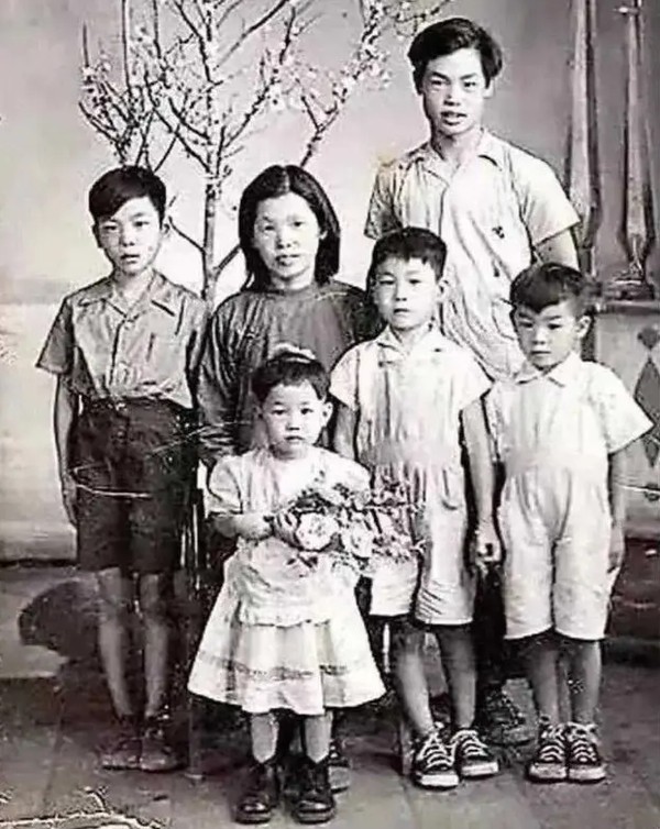 母愛(ài)的力量有多堅(jiān)韌？看莫言、史鐵生等名家筆下“自述”