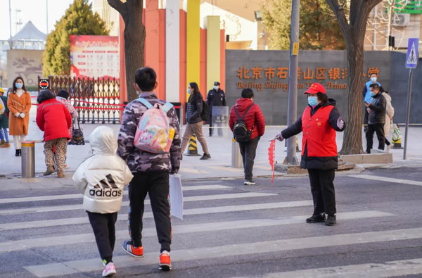 二十年如一日 “義工奶奶”張國清的護(hù)學(xué)路