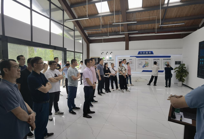 全國供銷總社農(nóng)業(yè)社會化服務(wù)提質(zhì)擴面與高質(zhì)量發(fā)展培訓(xùn)班在重慶成功舉辦