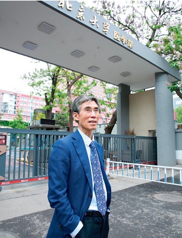 專訪法國(guó)國(guó)家藥學(xué)科學(xué)院院士張勇民:我見證了中法科技交流四十年
