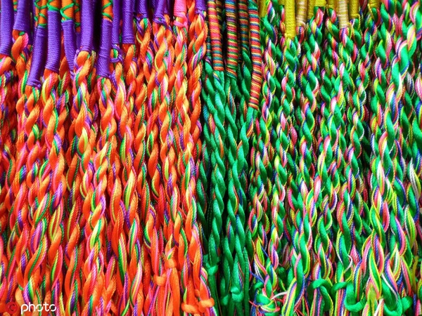 Customs to celebrate Dragon Boat Festival
