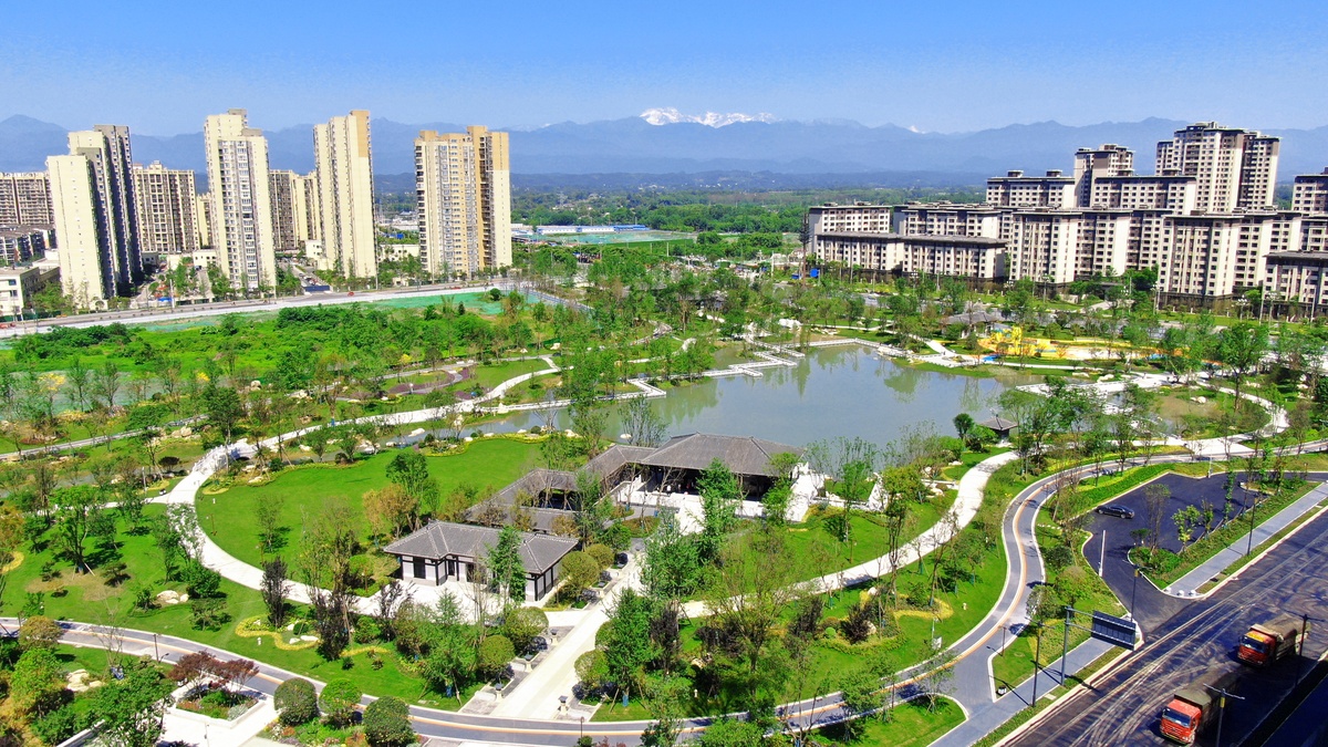 邛崍一座崛起的山水公園城市