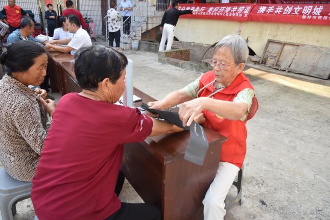 從北京到佳縣，窯洞醫(yī)生路生梅一生的“路”