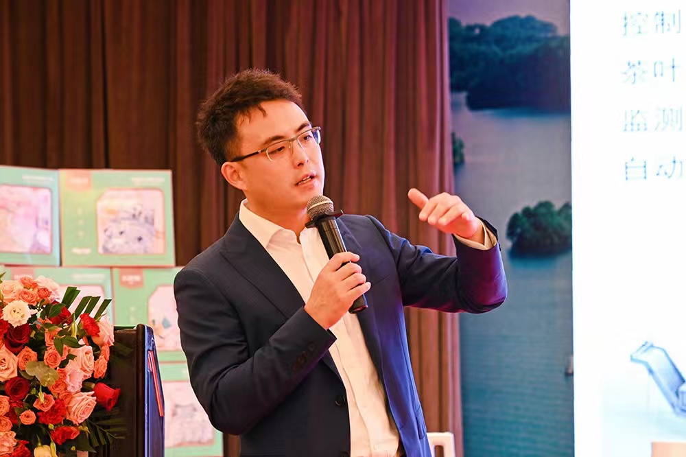 “85后”蘇鴻，將現(xiàn)代化活力注入傳統(tǒng)制茶技藝