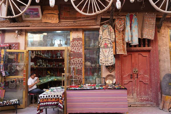 Tourism booms in Kashgar Old City
