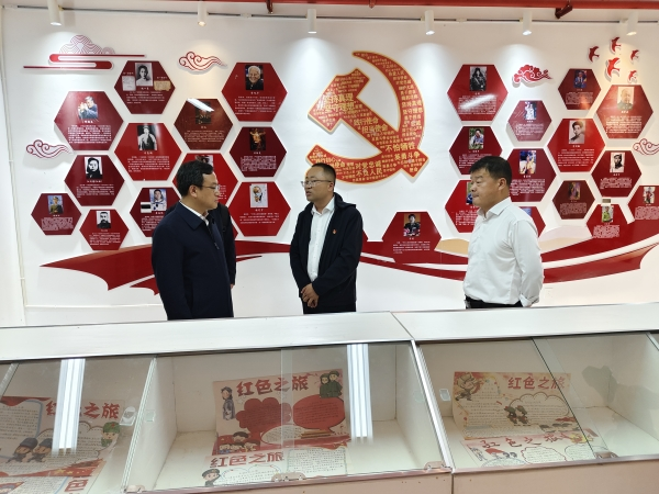新疆：和田法治教育共建活動(dòng)在洛浦縣第二中學(xué)舉行